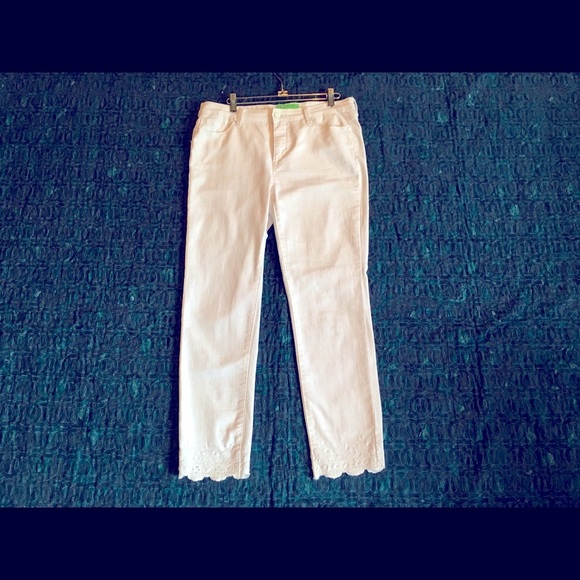 Pappagallo white ankle jeans w/scallops/embroidery at leg bottom.Sz 8. Exc.cond. - Picture 2 of 12